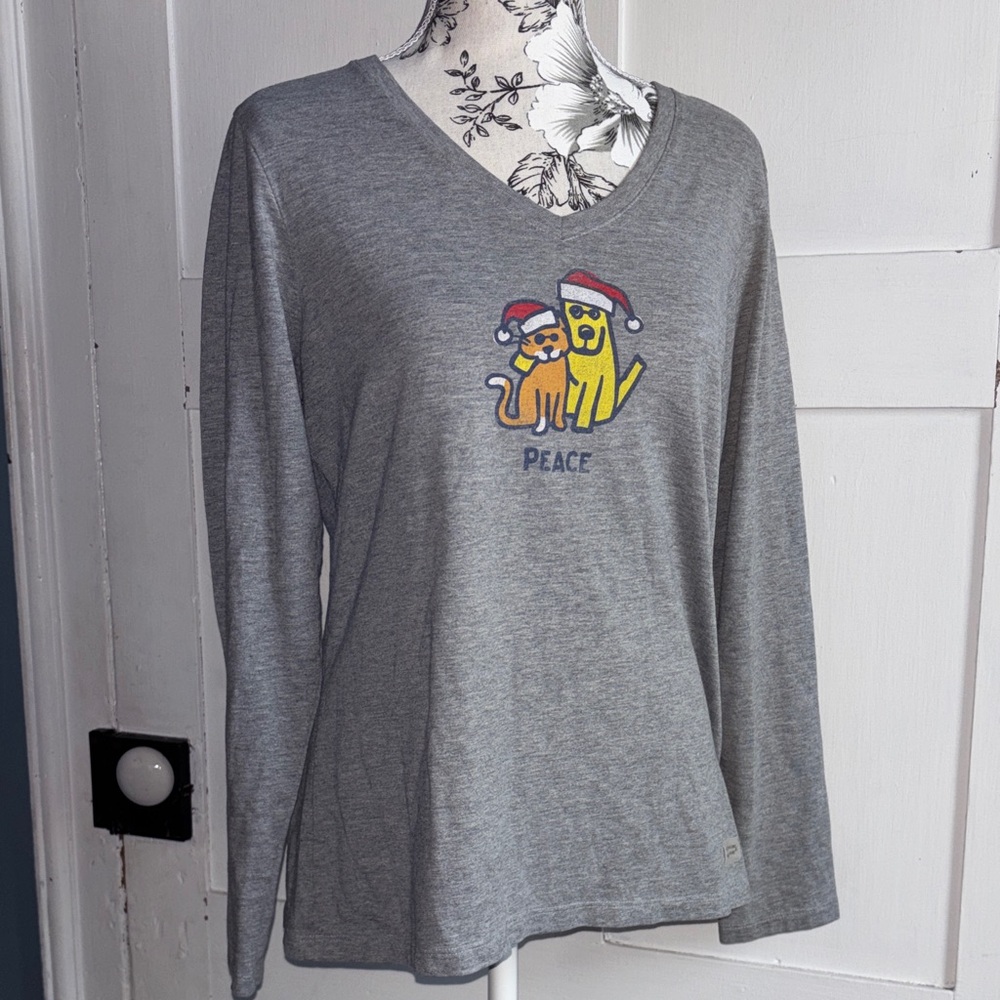 Life Is Good Women's Gray Long Sleeve V-Neck Tee with Holiday Cat & Dog Graphic